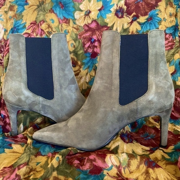 Brand New Antonio de Faria Genuine Suede Leather Olive Heeled Pull On Boots - Picture 8 of 15